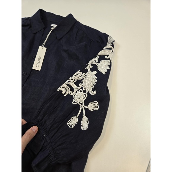 Chicos Linen Blouse Womens Size 2 12 Classic Navy Embroidered Ruffle Sleeve - Picture 2 of 13